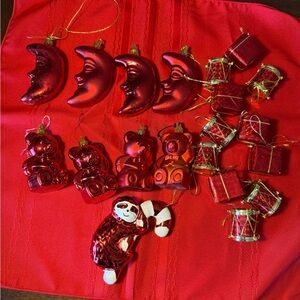 Red Christmas Ornaments Set